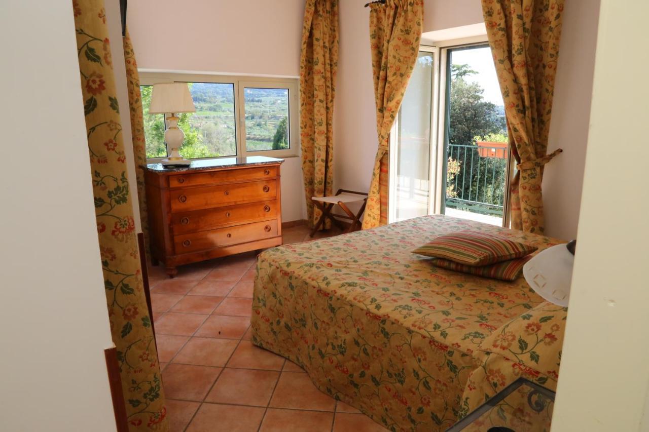 Tenuta Di Pietra Porzia Monte Porzio Catone ภายนอก รูปภาพ