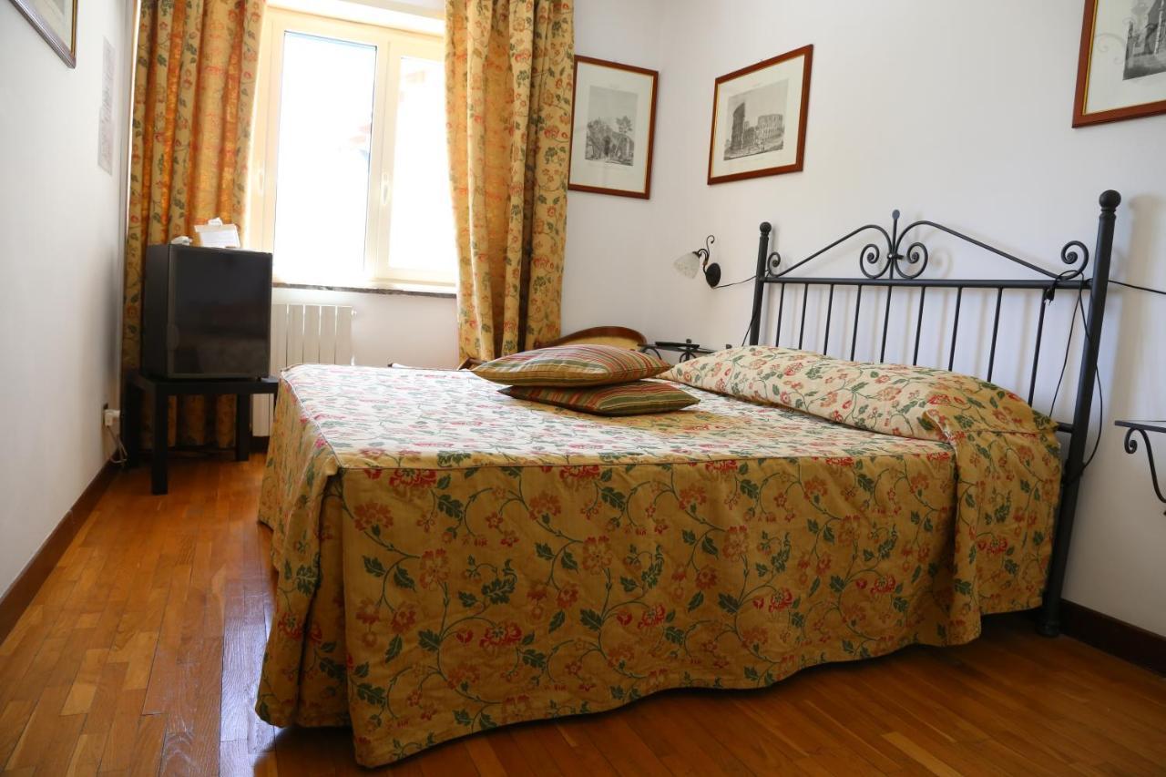 Tenuta Di Pietra Porzia Monte Porzio Catone ภายนอก รูปภาพ