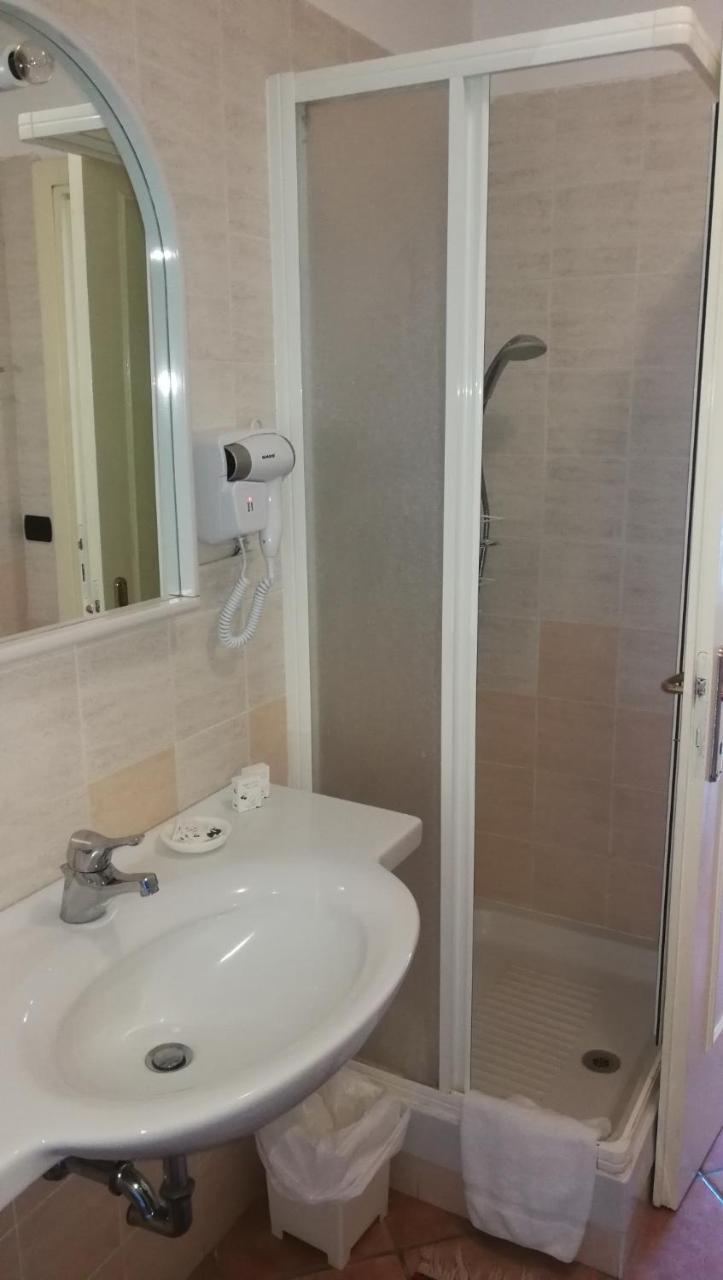Tenuta Di Pietra Porzia Monte Porzio Catone ภายนอก รูปภาพ